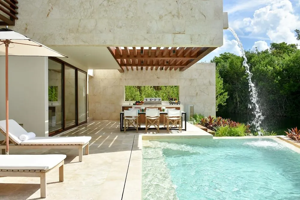 ***** Resort Rosewood Mayakoba Lafitte México
