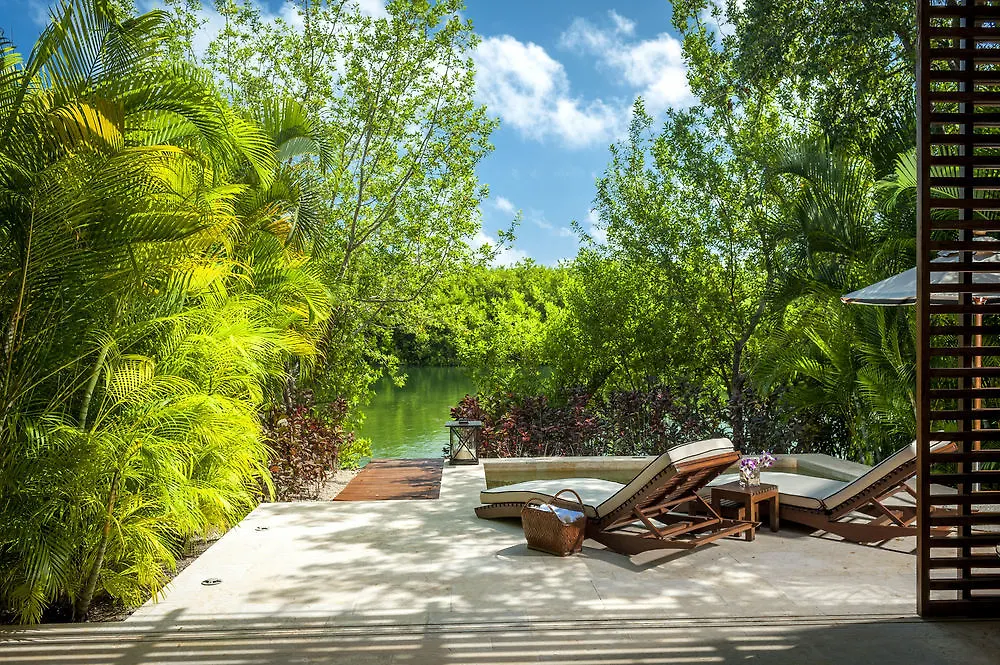 Rosewood Mayakoba Lafitte Resort