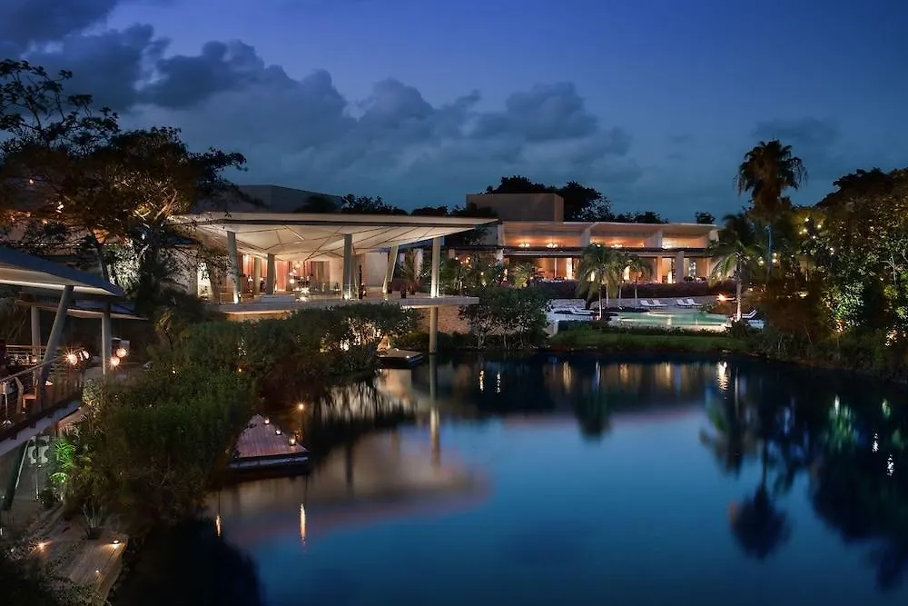 Rosewood Mayakoba Lafitte