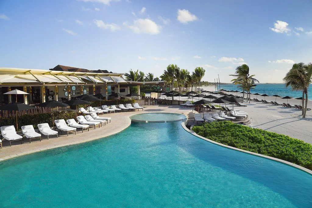 ***** Station touristique Rosewood Mayakoba Lafitte Mexique