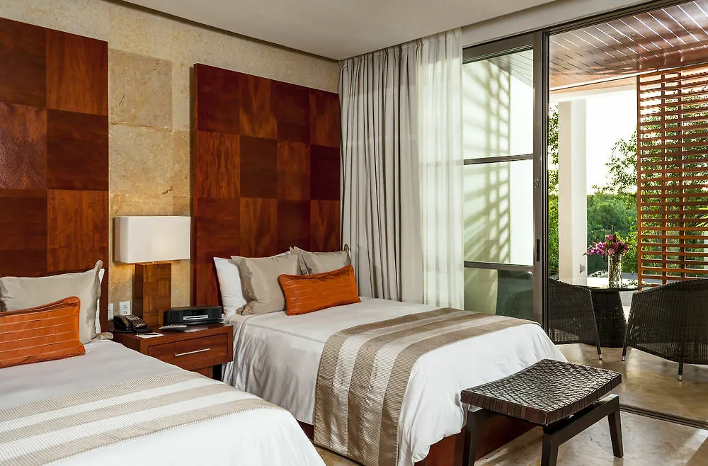 ***** Station touristique Rosewood Mayakoba Lafitte Mexique